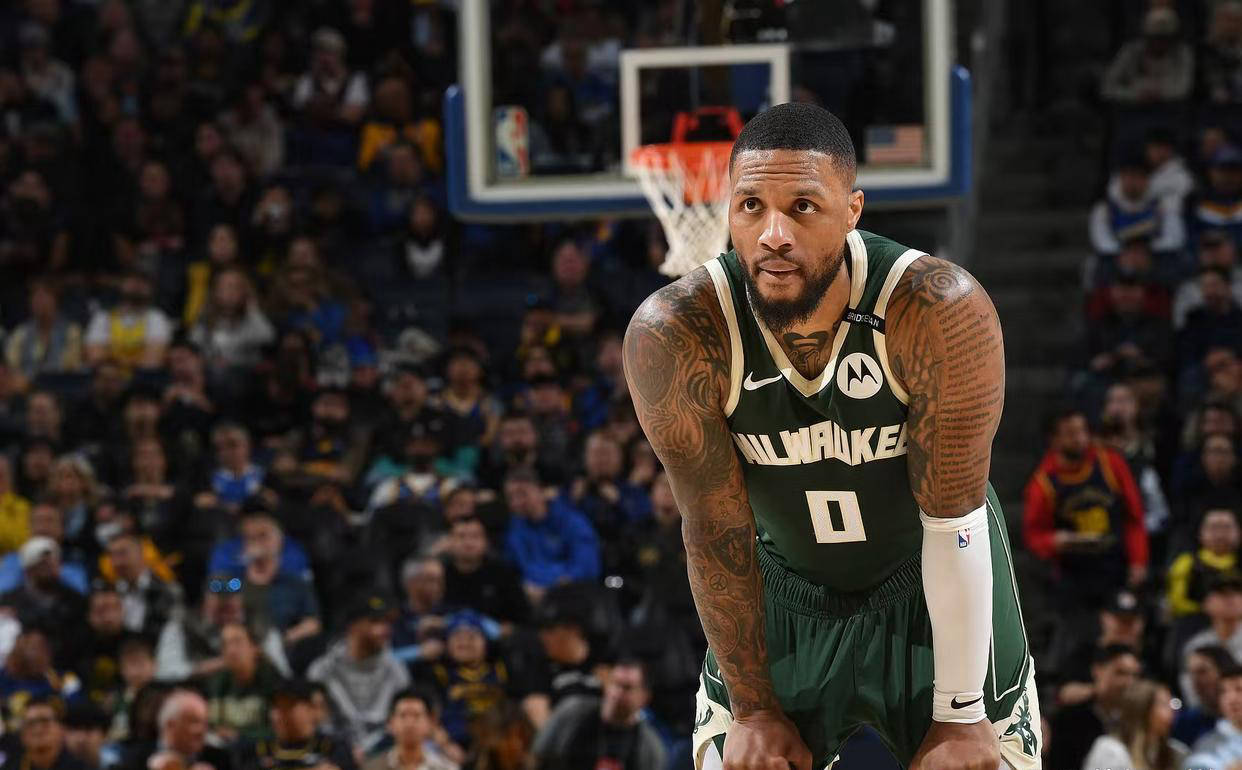 包含雄鹿惊艳全场，格林助攻爆棚，状态爆棚逆转取胜！的词条