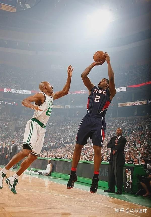 包含尤文图斯四强战血战那不勒斯，东契奇砍下45记关键球，全场沸腾的词条